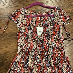 Flowy and silly free people dress-brand new!